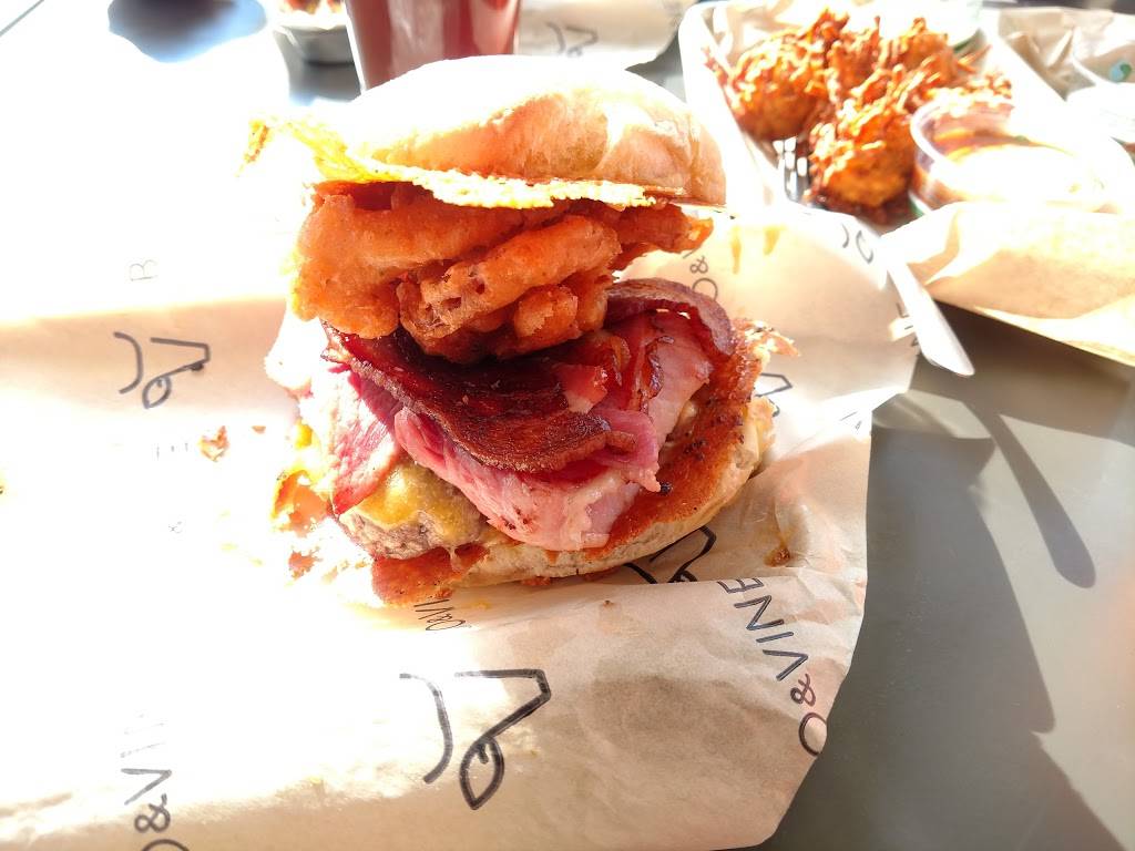 Bo & Vine Burger Bar | restaurant | 176 Liberty St NE, Salem, OR 97301, USA | 9713012585 OR +1 971-301-2585