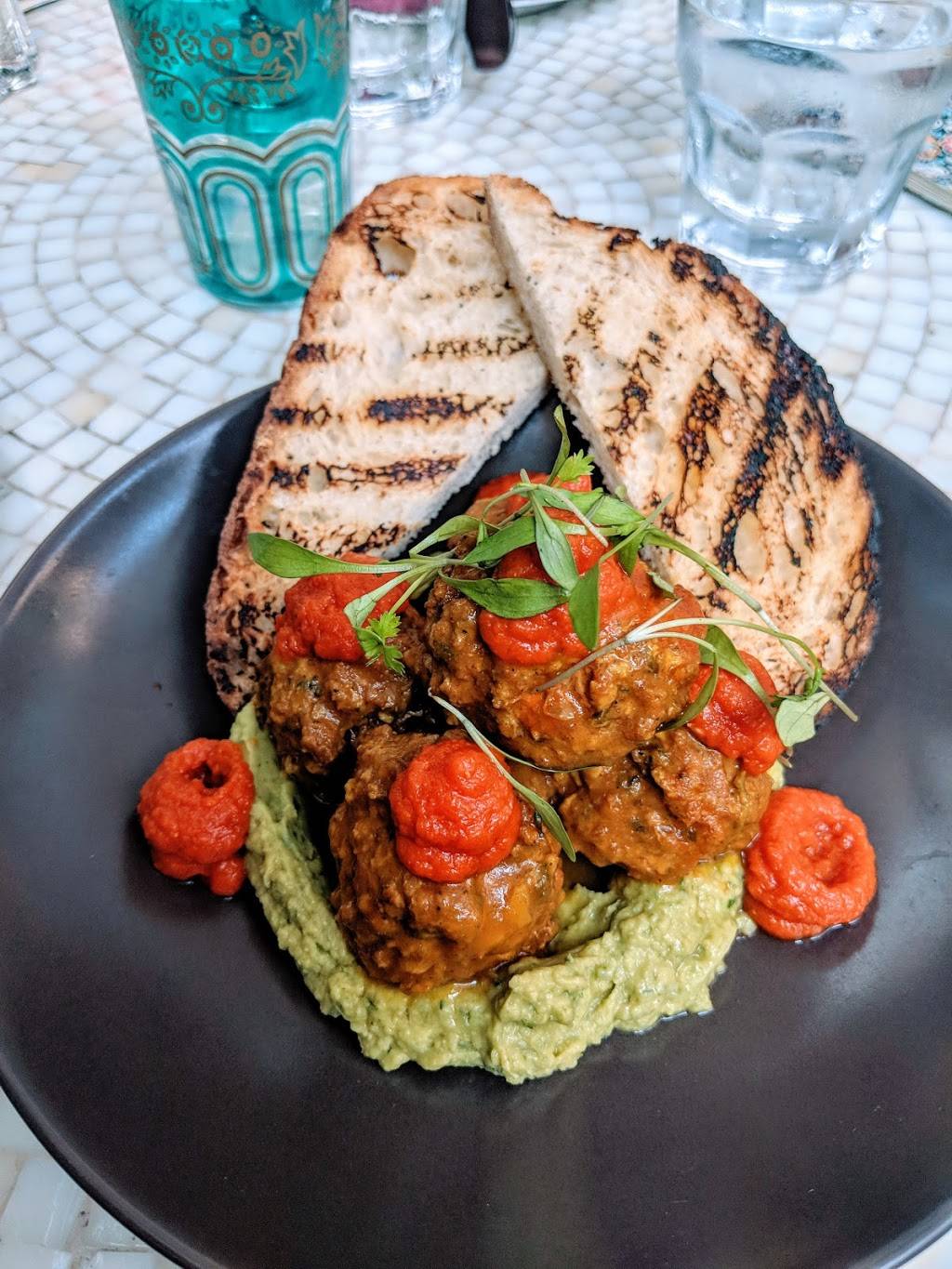 Beatnik | restaurant | 1604 W Chicago Ave, Chicago, IL 60622, USA | 3129294945 OR +1 312-929-4945