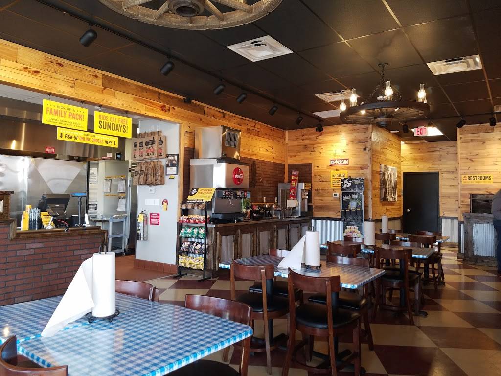 Dickeys Barbecue Pit | restaurant | 624 Corwin Nixon Blvd, South Lebanon, OH 45065, USA | 5137701026 OR +1 513-770-1026