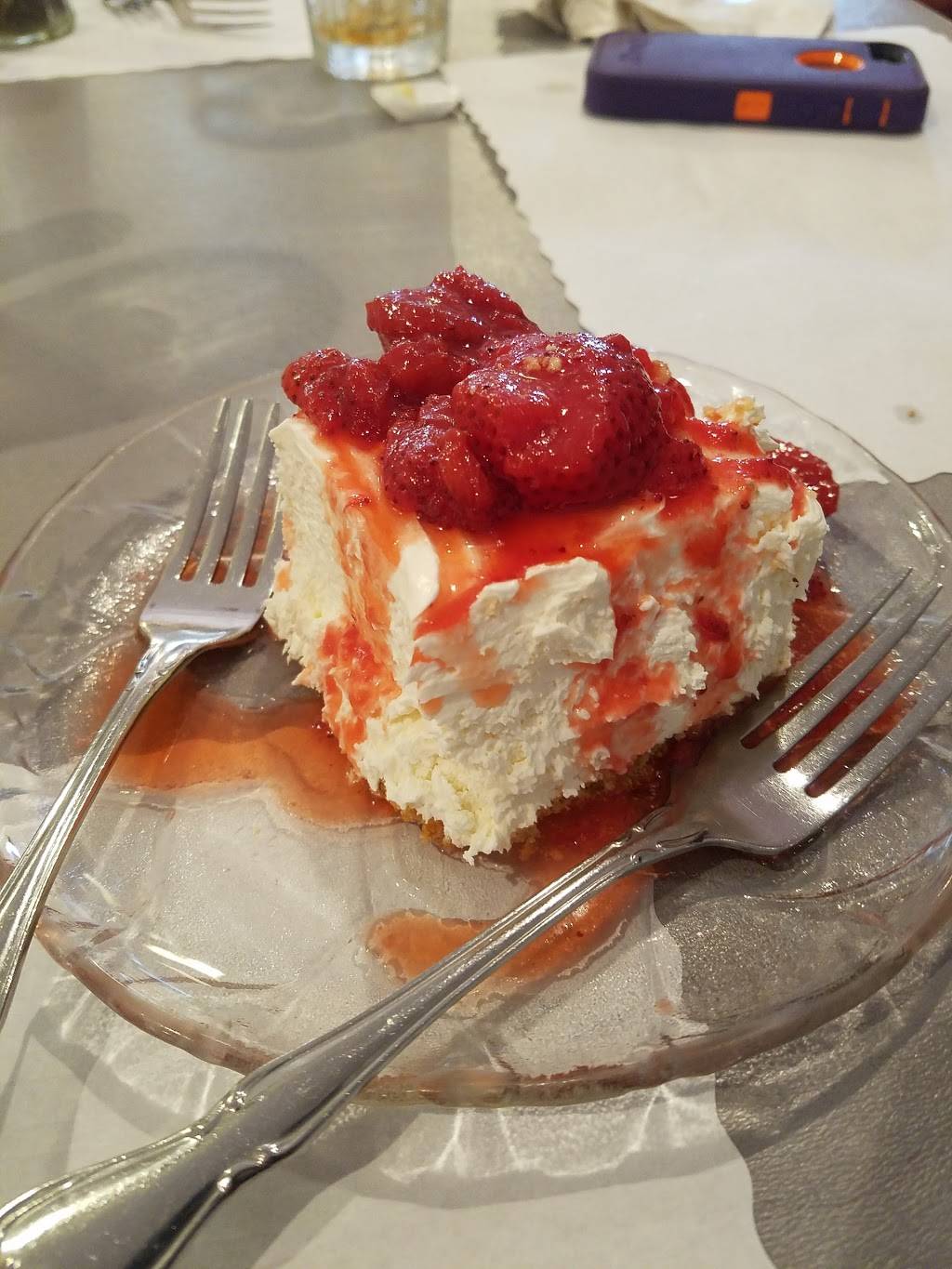 Cafe Genevieve | restaurant | 950 Ste Genevieve Dr, Ste. Genevieve, MO 63670, USA | 5738833562 OR +1 573-883-3562