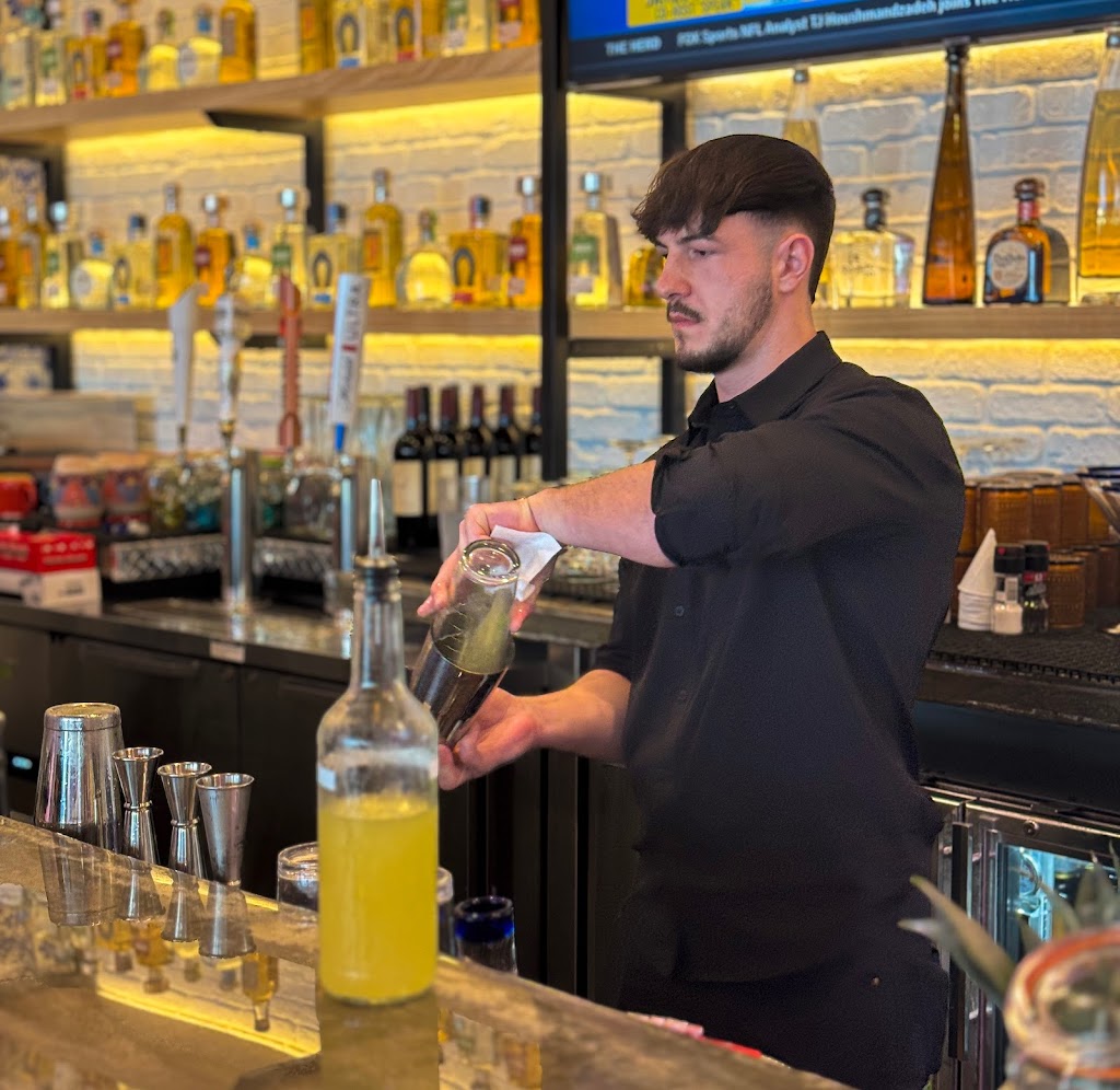 deMaiz Taco Cantina | restaurant | 9124 Cottage Hill Rd Suite 600-700, Mobile, AL 36695, USA | 2512628226 OR +1 251-262-8226