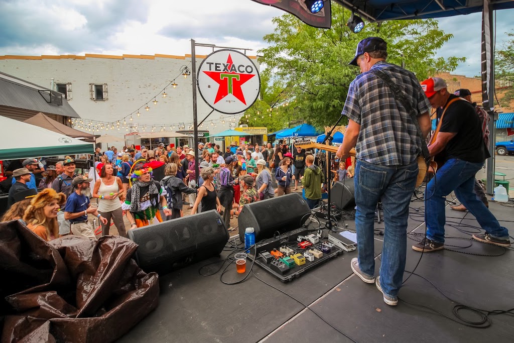 Ernies | restaurant | 1100 Main Ave, Durango, CO 81301, USA | 9704228482 OR +1 970-422-8482