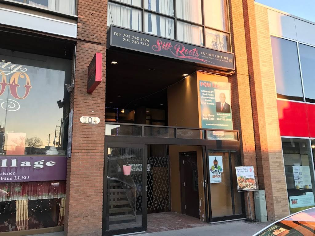 Silk Roots Fusion Cuisine | restaurant | 304 George St N, Peterborough, ON K9J 3H2, Canada | 7057421222 OR +1 705-742-1222