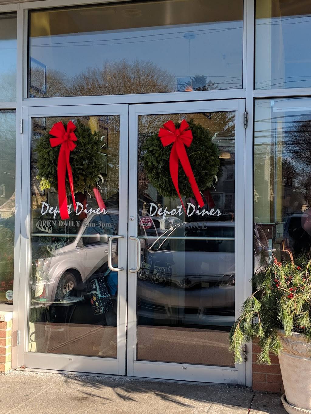 Depot Diner | restaurant | 23 Enon St, Beverly, MA 01915, USA | 9789226200 OR +1 978-922-6200