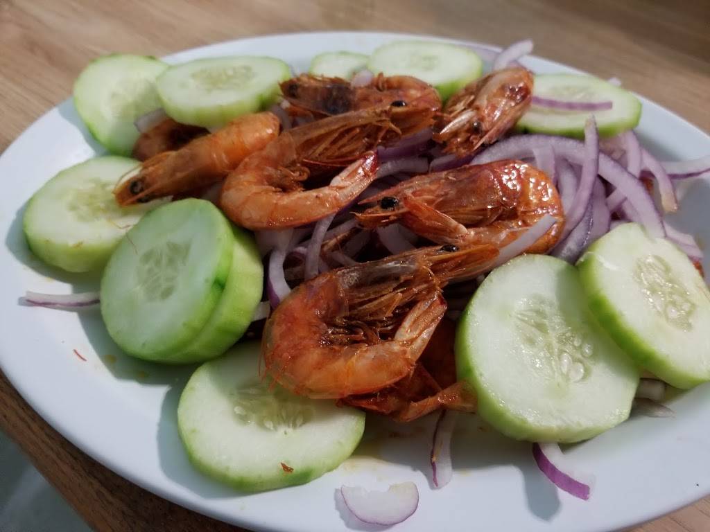 La Hacienda | restaurant | 5009 Abbott Rd, Lynwood, CA 90262, USA | 3235642721 OR +1 323-564-2721