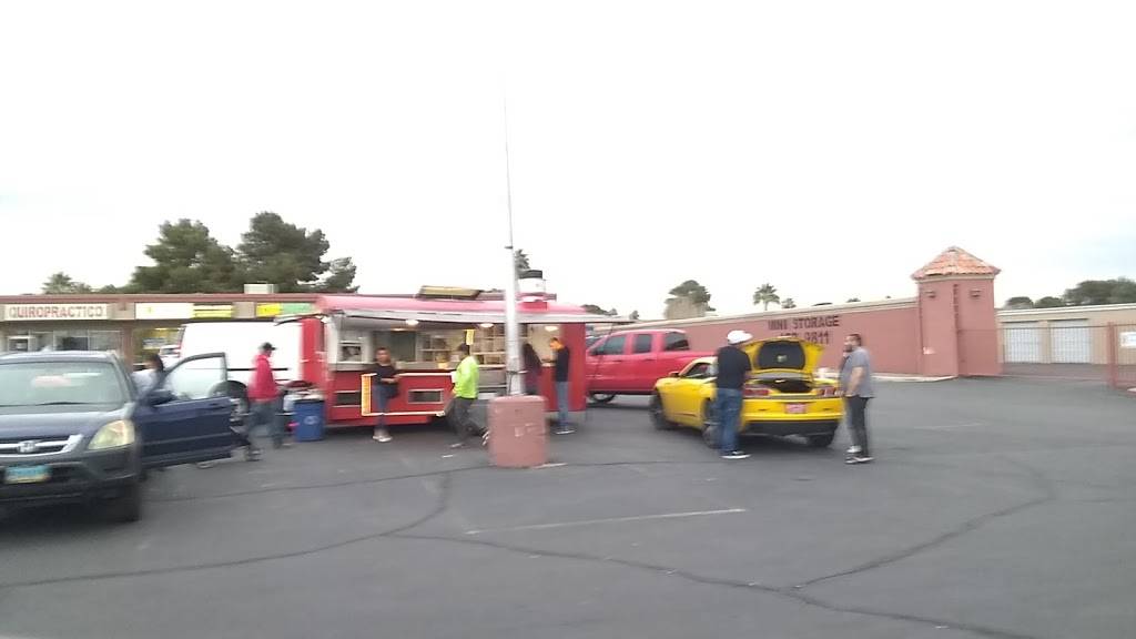 Shark Tank | restaurant | 4429-4447 Stewart Ave, Las Vegas, NV 89110, USA | 7026090142 OR +1 702-609-0142