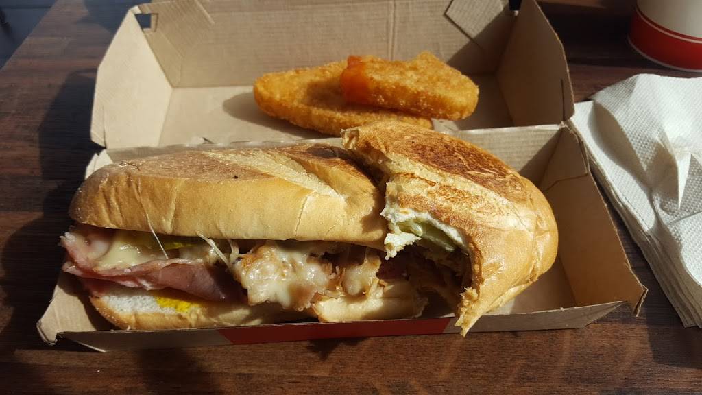 Arbys | restaurant | 1680 E Cheyenne Mountain Blvd, Colorado Springs, CO 80906, USA | 7195790536 OR +1 719-579-0536