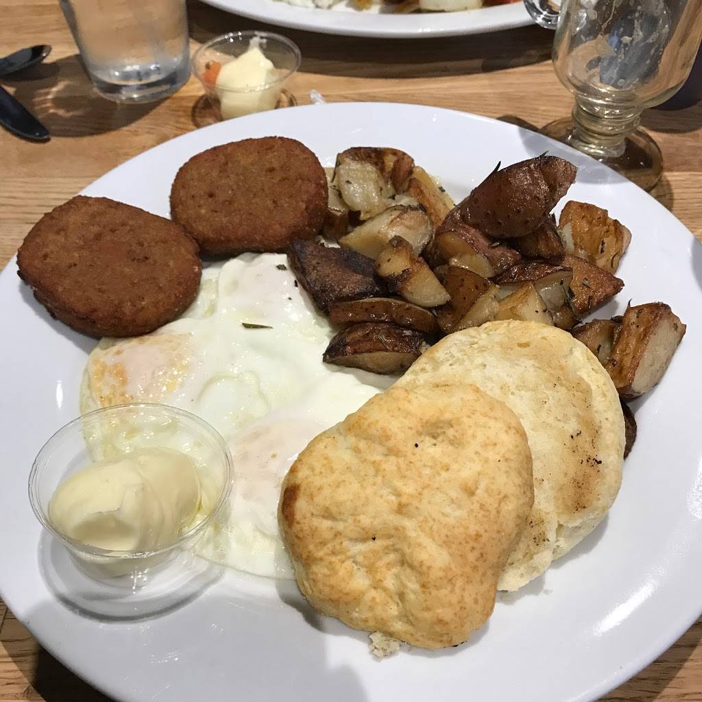 EATS Philly | restaurant | 2200 Arch St, Philadelphia, PA 19103, USA | 2159221916 OR +1 215-922-1916