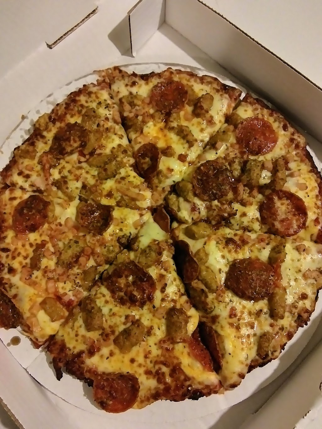 Looneys Little Chicago | restaurant | 219 17th St, Rock Island, IL 61201, USA | 3097882264 OR +1 309-788-2264