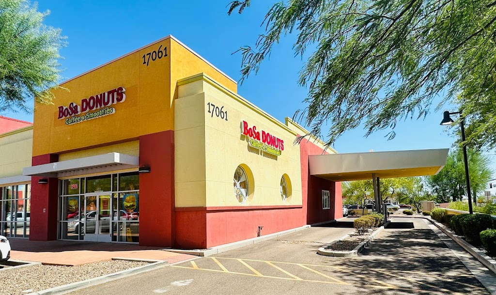 BoSa Donuts Avenue Of The Arts | bakery | 17061 Ave of the Arts Ste 102, Surprise, AZ 85378, USA | 6234045555 OR +1 623-404-5555