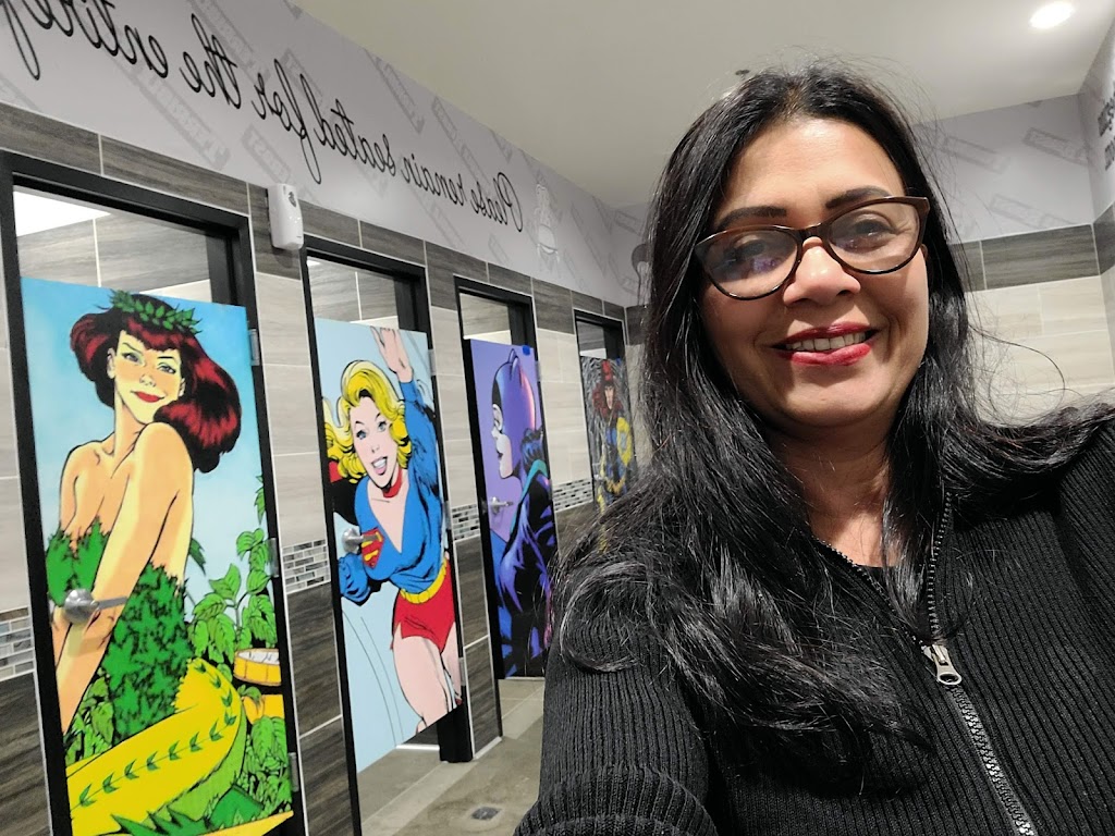 Big Boy | restaurant | 225 Highway 95 N, Indian Springs, NV 89018, USA | 7028995130 OR +1 702-899-5130