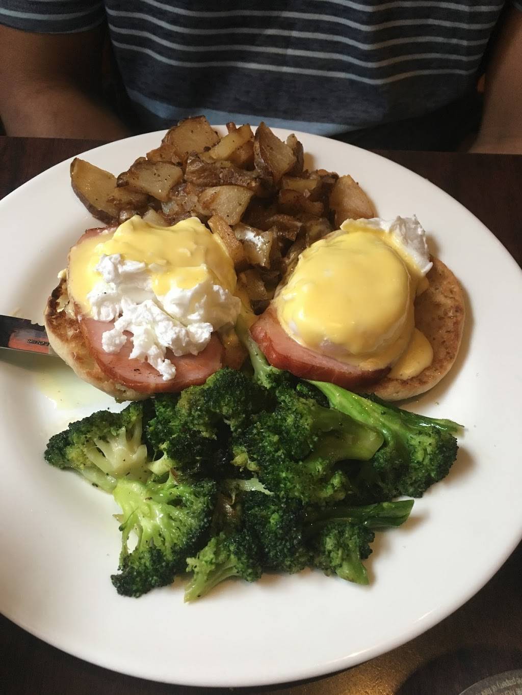 Court Street | restaurant | 61 Sixth St, Hoboken, NJ 07030, USA | 2017954515 OR +1 201-795-4515