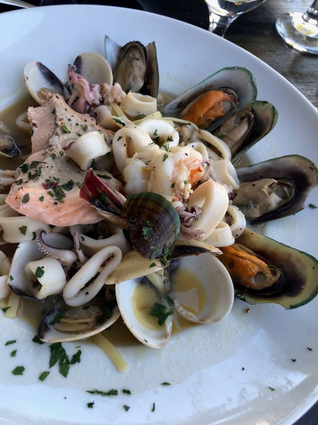 Antigua Kitchen & Bar Palm Springs | restaurant | 105 S Palm Canyon Dr, Palm Springs, CA 92262, USA | 7606567875 OR +1 760-656-7875