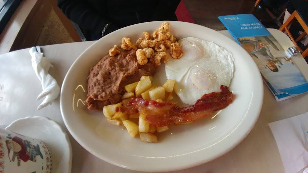 Cafe Alameda | restaurant | 342 W Houston St, San Antonio, TX 78205, USA | 2103544414 OR +1 210-354-4414