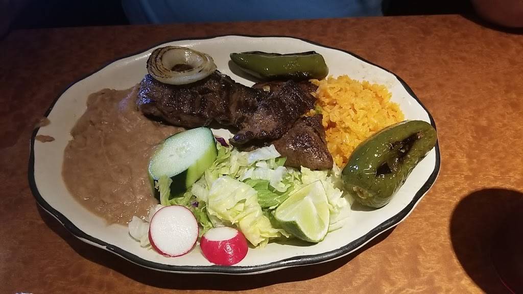 La Cecina Restaurant | restaurant | 2013 Hart St, Dyer, IN 46311, USA | 2193229566 OR +1 219-322-9566