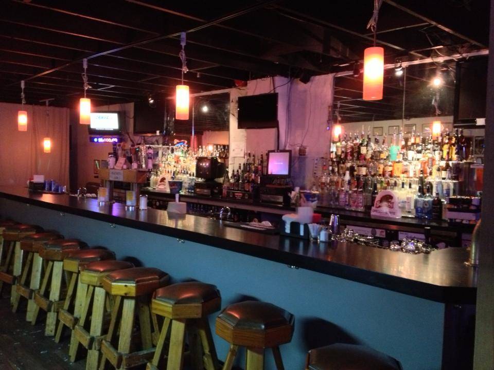 Toms Peacock Bar & Grill | restaurant | 125 SW 2nd St, Corvallis, OR 97333, USA | 5417548522 OR +1 541-754-8522