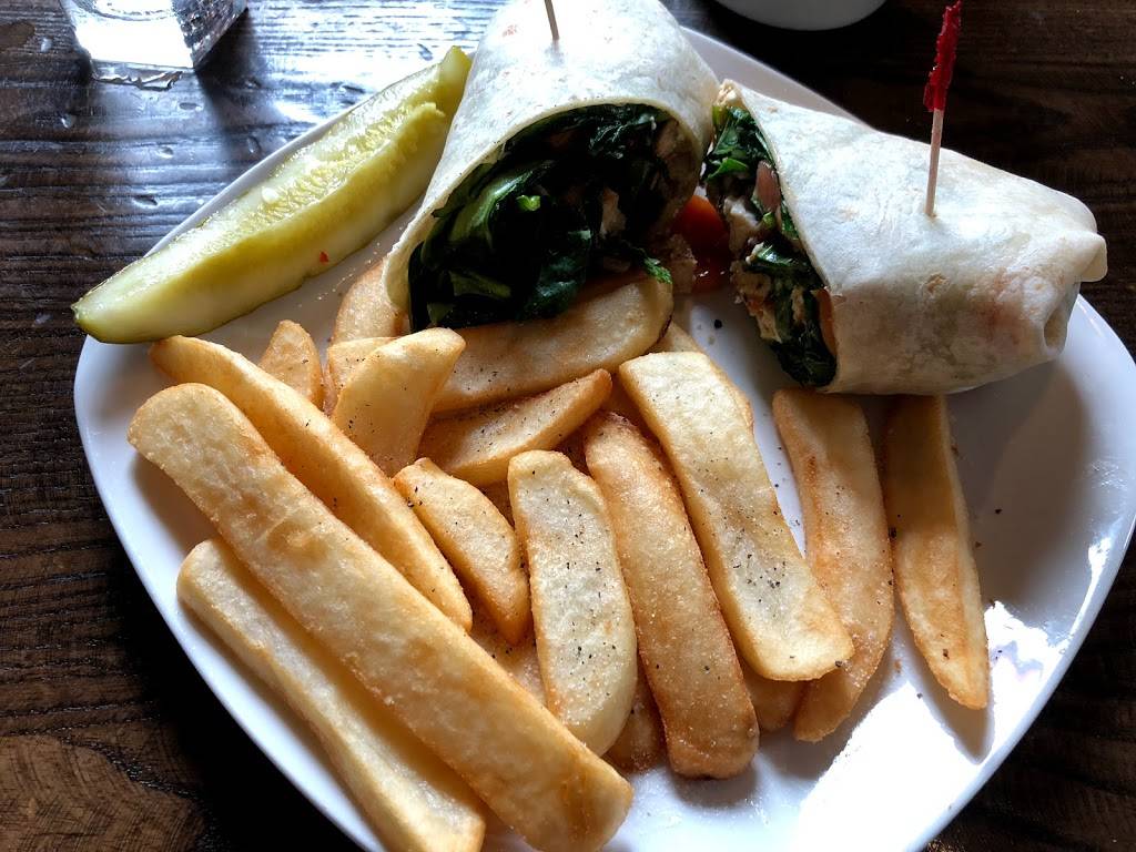 The Connection Cafe | restaurant | 40 Union St, Holbrook, MA 02343, USA | 7818857813 OR +1 781-885-7813