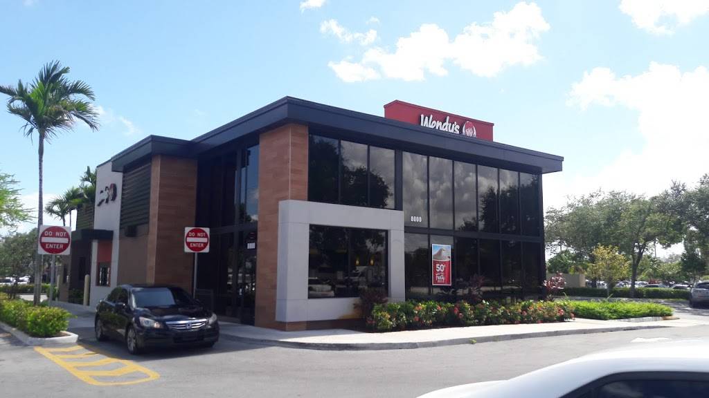 Wendys | restaurant | 8000 Pines Blvd, Pembroke Pines, FL 33024, USA | 9544990742 OR +1 954-499-0742