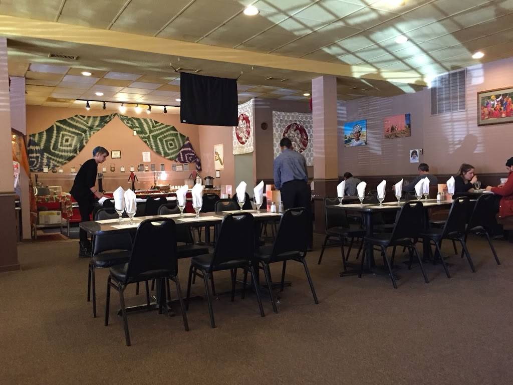 Taj Palace | restaurant | 1706 W 39th St, Kansas City, MO 64111, USA | 8167560134 OR +1 816-756-0134