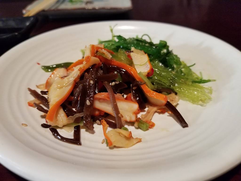 Maki Maki | restaurant | 40 Cummings Park Dr, Woburn, MA 01801, USA | 7813053829 OR +1 781-305-3829