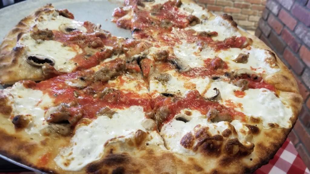 Grimaldis Pizzeria | restaurant | 118 Marion #110, Lexington, KY 40517, USA | 8595237503 OR +1 859-523-7503