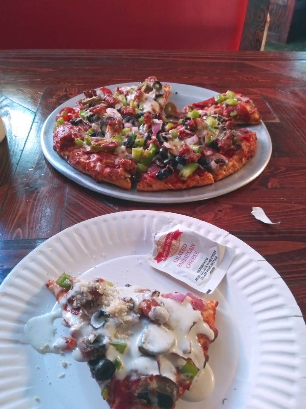 Amigos Pizza | restaurant | 1601 Panama Ln, Bakersfield, CA 93307, USA | 6618379900 OR +1 661-837-9900