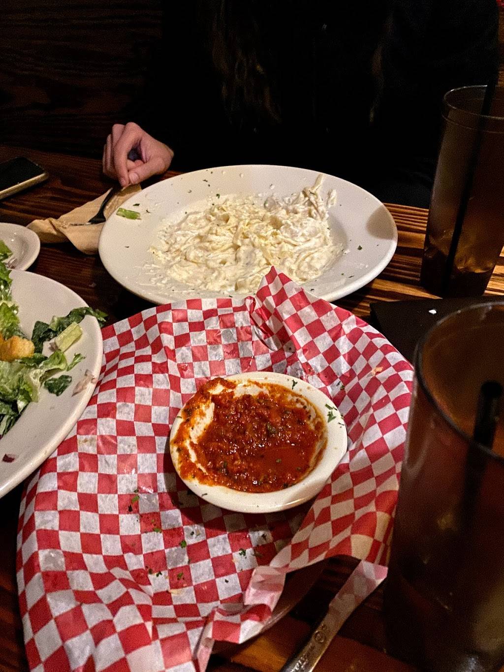 Bambinos Italian Café | restaurant | 904 Elm St #108, Columbia, MO 65201, USA | 5734476400 OR +1 573-447-6400