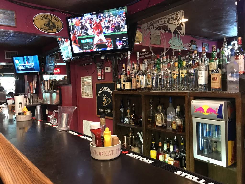 The Old Salty Dog Siesta Key | restaurant | 5023 Ocean Blvd, Sarasota, FL 34242, USA | 9413490158 OR +1 941-349-0158