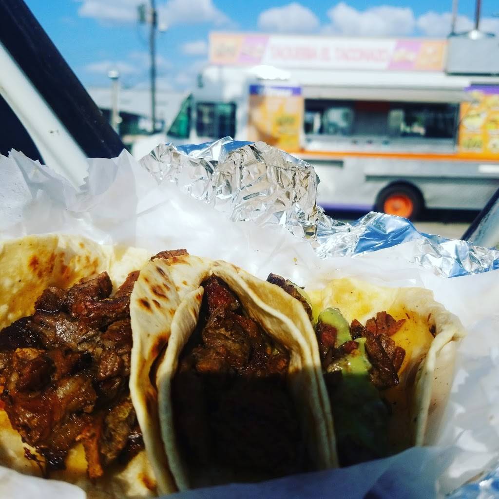 Taqueria El Taconazo | restaurant | 7750 Long Point Rd, Houston, TX 77055, USA | 3467772203 OR +1 346-777-2203