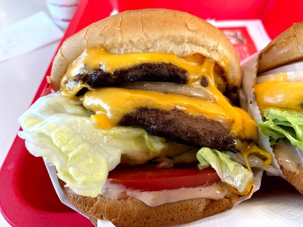 In-N-Out Burger | restaurant | 14341 Firestone Blvd, La Mirada, CA 90638, USA | 8007861000 OR +1 800-786-1000