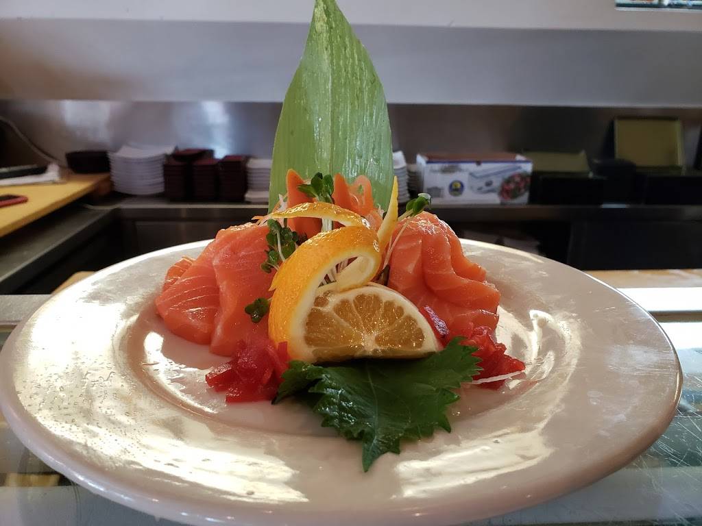 Niko Niko Sushi | restaurant | 8586, 12731 Towne Center Dr # F, Cerritos, CA 90703, USA | 5628652949 OR +1 562-865-2949