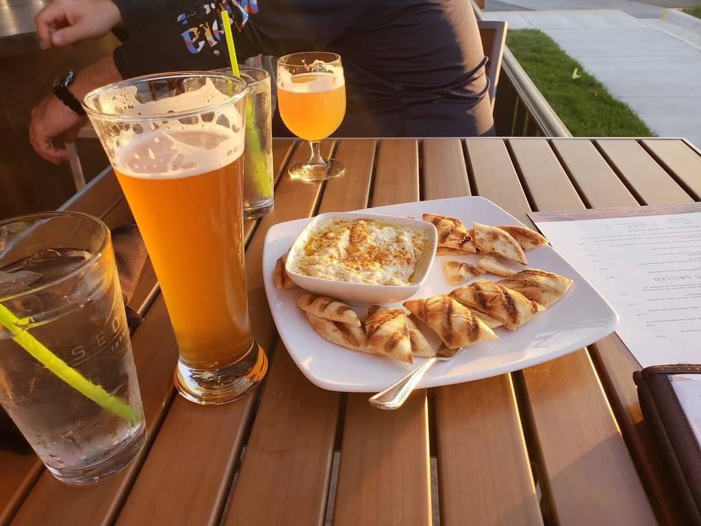 Sedona Taphouse | restaurant | 435 Charles H Dimmock Pkwy, Colonial Heights, VA 23834, USA | 8049308277 OR +1 804-930-8277