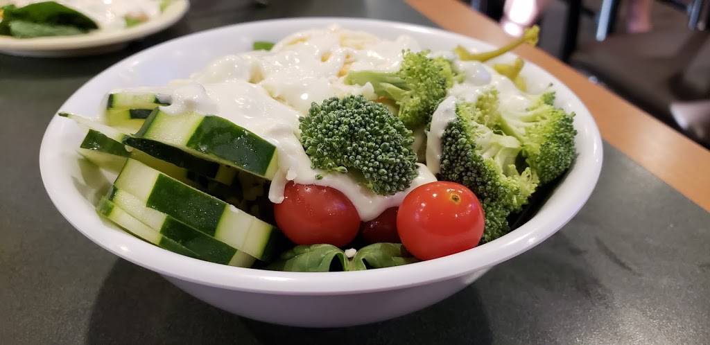 Round Table Pizza | meal delivery | 19750 Beach Blvd, Huntington Beach, CA 92648, USA | 7149639877 OR +1 714-963-9877