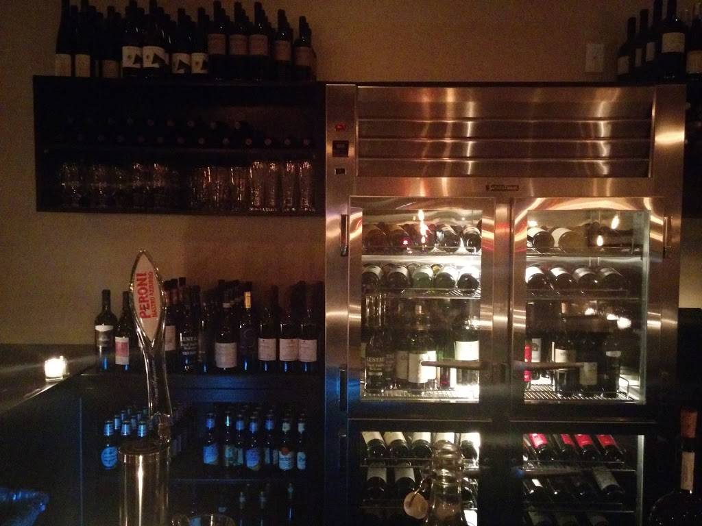 Blairs Restaurant | restaurant | 2901 Rowena Ave, Los Angeles, CA 90039, USA | 3236601882 OR +1 323-660-1882