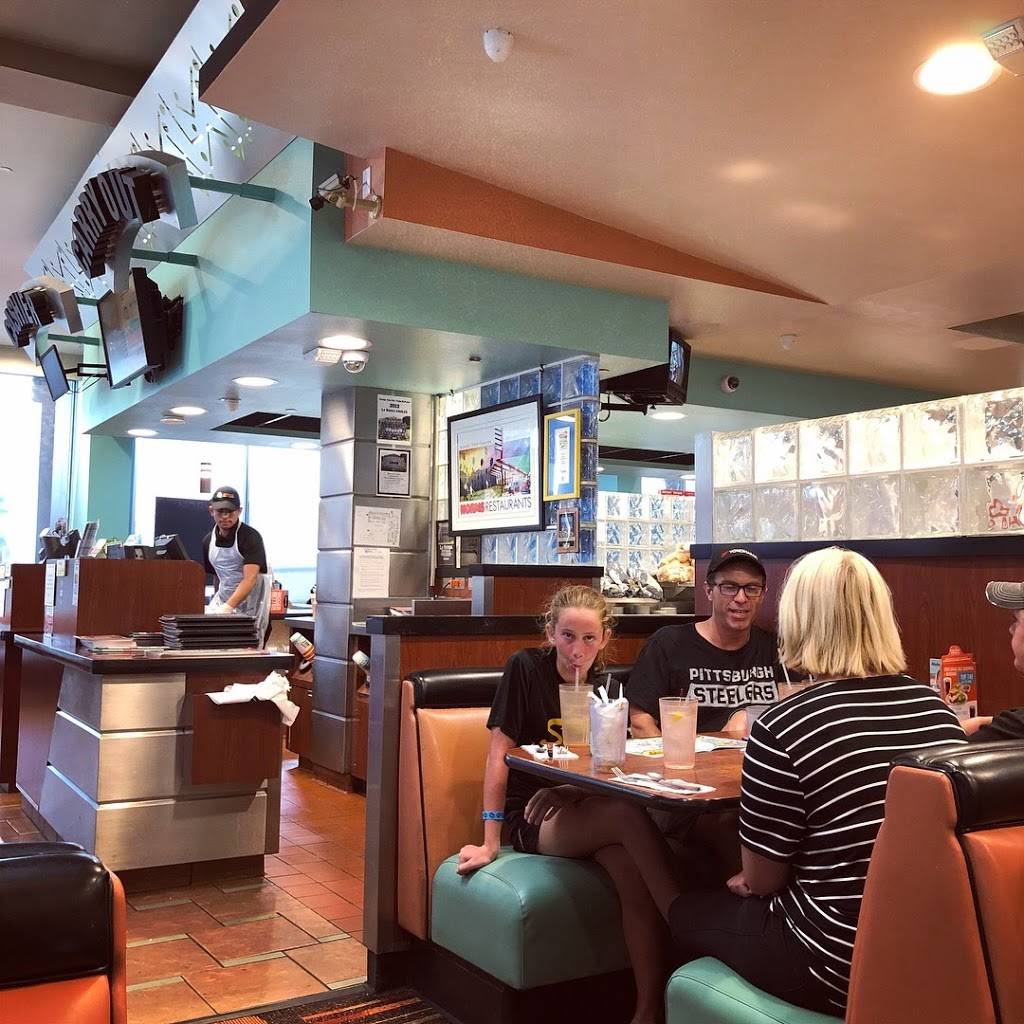 NORMS Restaurant | restaurant | 3889 Tyler St, Riverside, CA 92503, USA | 9513539562 OR +1 951-353-9562