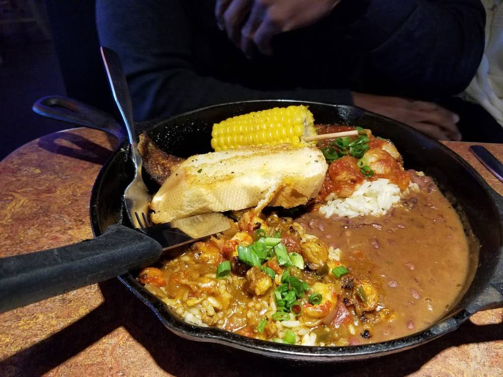 Razzoos | cafe | 3270 S Central Expy, McKinney, TX 75070, USA | 4695476130 OR +1 469-547-6130