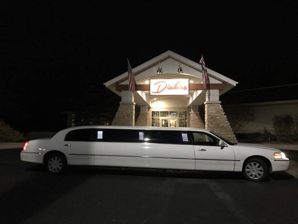 Dickies Restaurant | restaurant | 5203 Plymouth Laporte Trail, Plymouth, IN 46563, USA | 8009355616 OR +1 800-935-5616