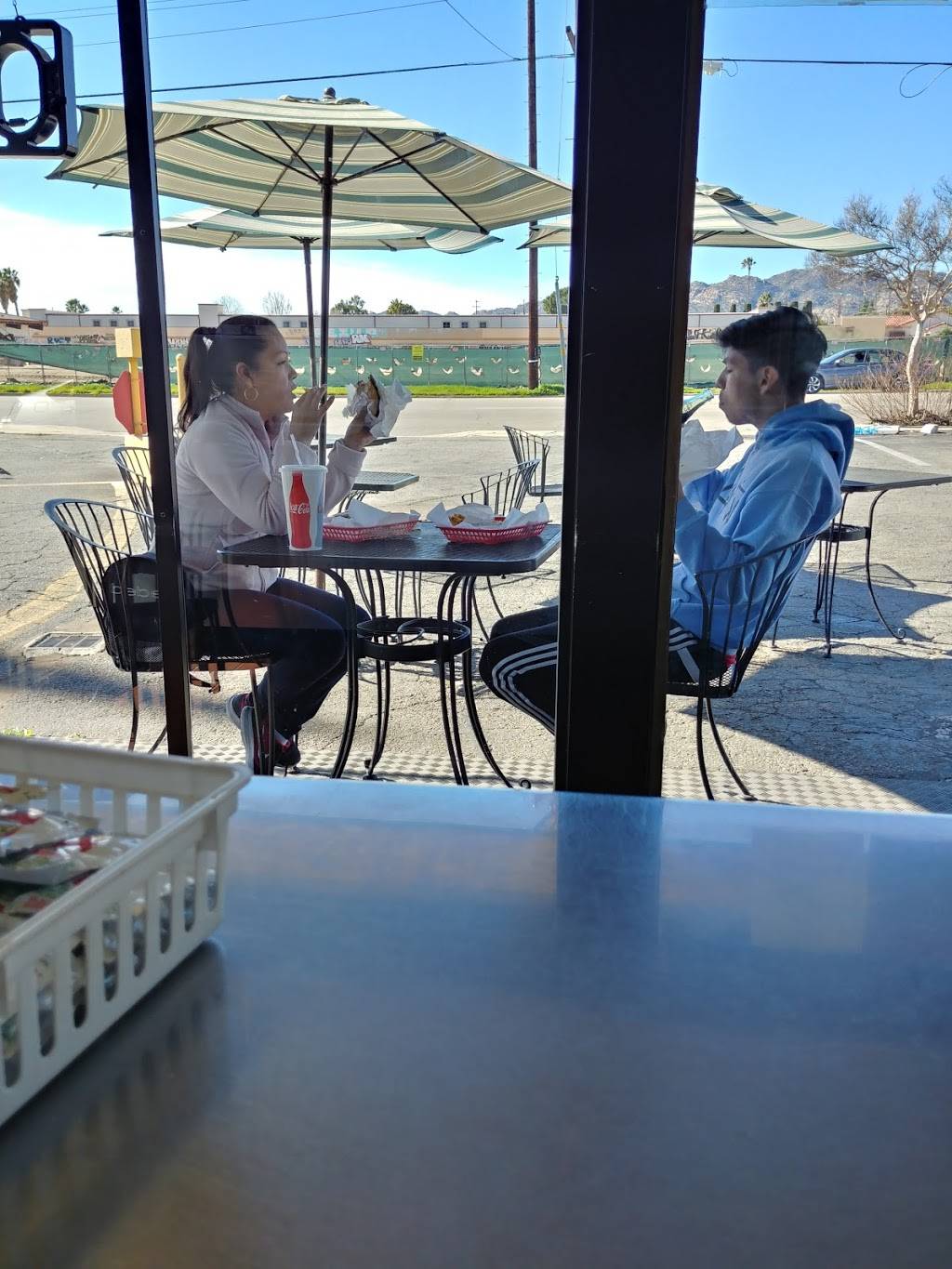 Dandys Fast Foods | restaurant | 9846 Mason Ave, Chatsworth, CA 91311, USA | 8189939428 OR +1 818-993-9428