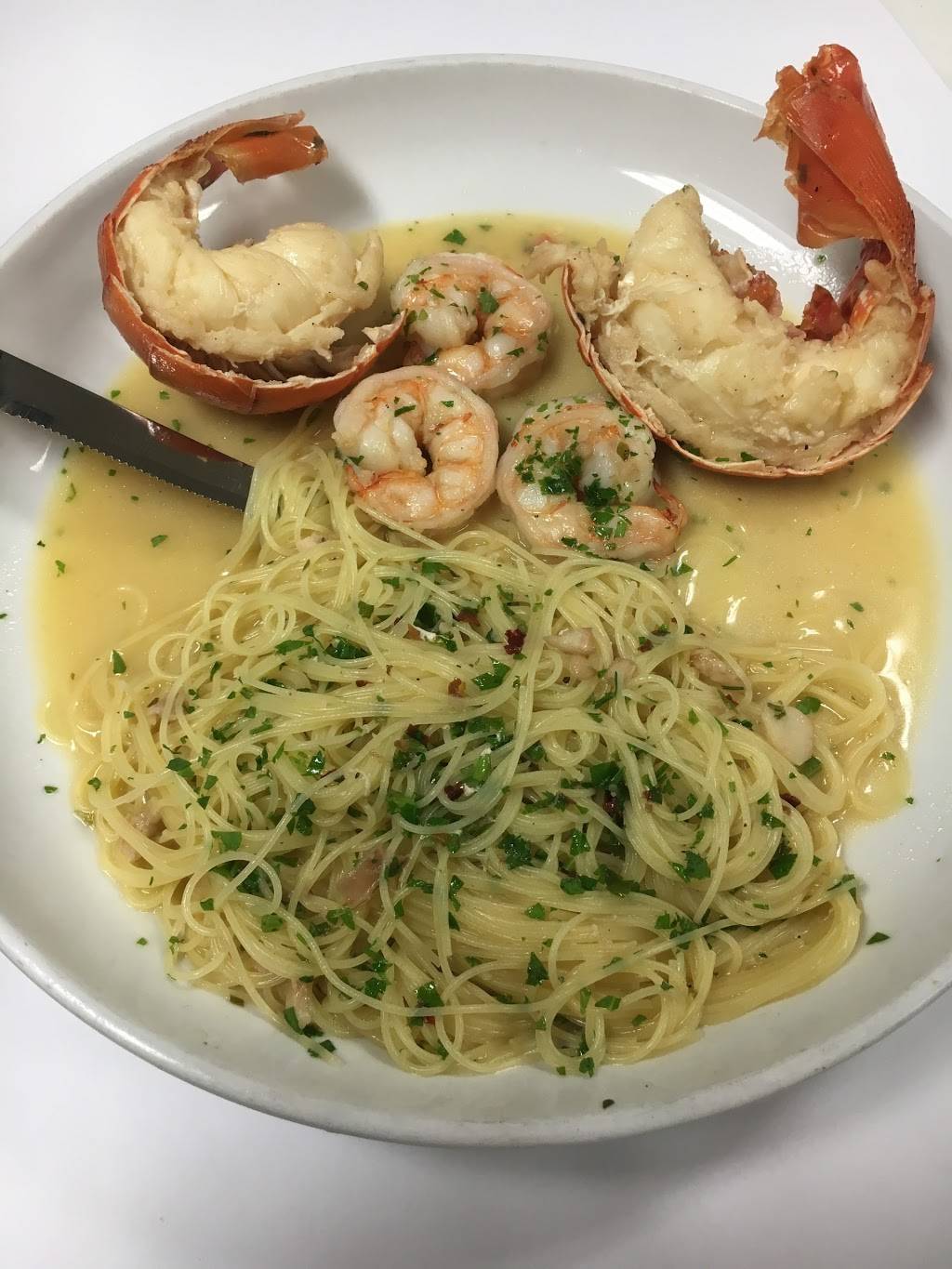 La Palina | restaurant | 159 Avenue O, Brooklyn, NY 11204, USA | 7182369764 OR +1 718-236-9764