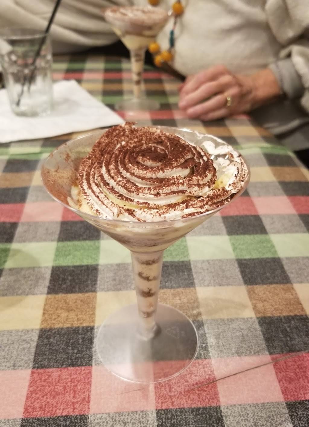 Leonas Pizzeria & Restaurant | restaurant | 6935 N Sheridan Rd, Chicago, IL 60626, USA | 7737645757 OR +1 773-764-5757