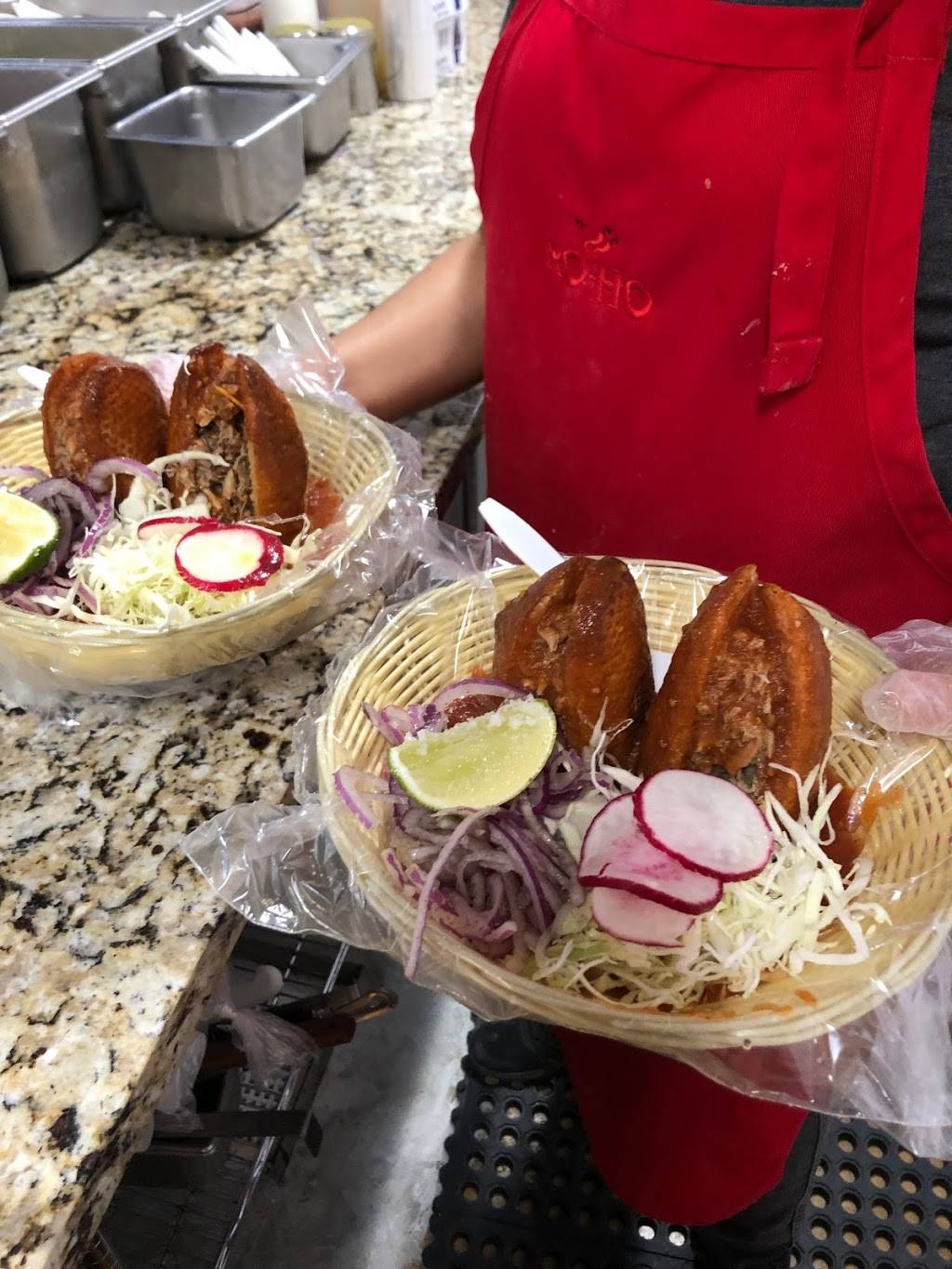 Ro-Ho Pork & Bread | restaurant | 8617 N New Braunfels Ave, San Antonio, TX 78217, United States | 2108003487 OR +1 210-800-3487