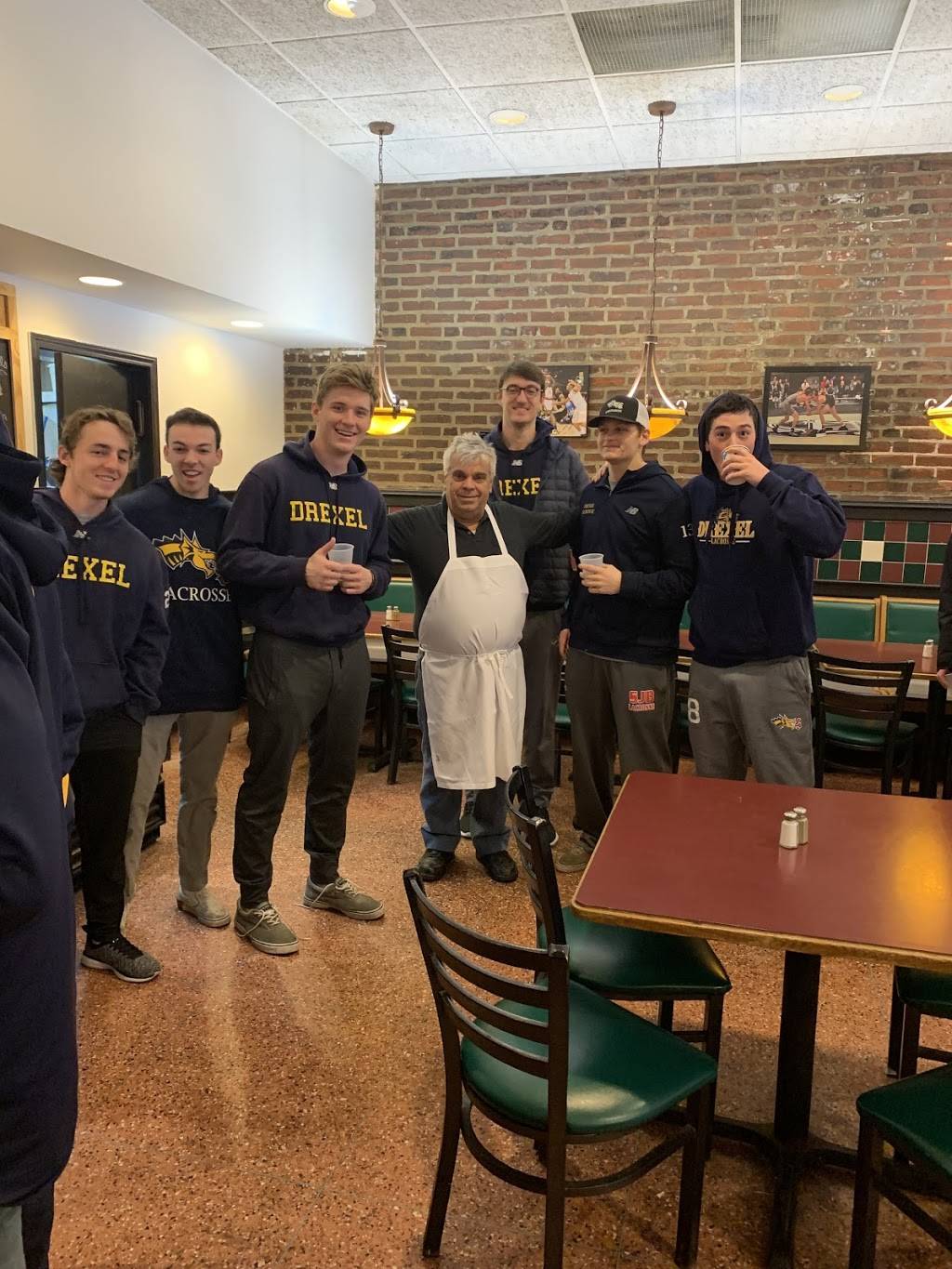 Eat Drexel Pizza | restaurant | 107 N 33rd St, Philadelphia, PA 19104, USA | 2152224722 OR +1 215-222-4722