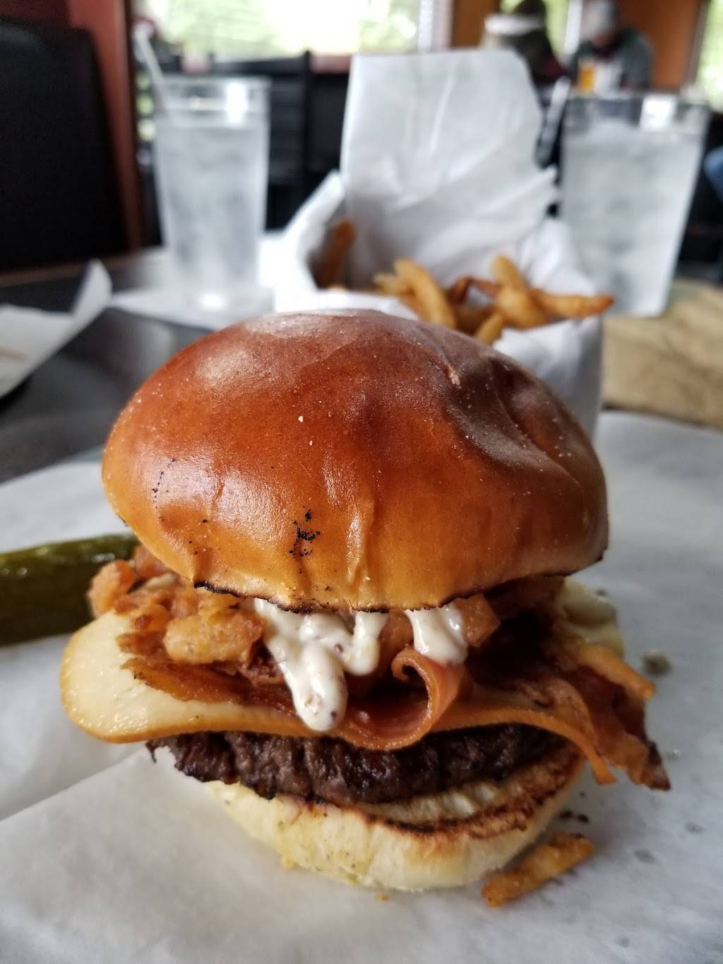 The Sweet & Salty Pig | restaurant | 99 W Pioneer Rd, Fond du Lac, WI 54935, USA | 9209079117 OR +1 920-907-9117