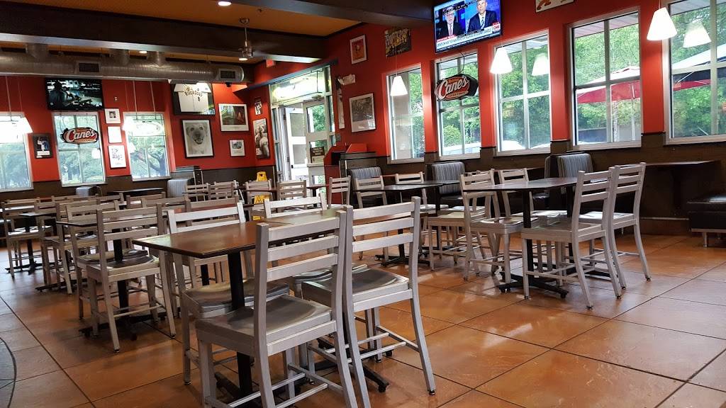 Raising Canes Chicken Fingers | meal takeaway | 1777 N Hwy 17, Mt Pleasant, SC 29464, USA | 8436062999 OR +1 843-606-2999