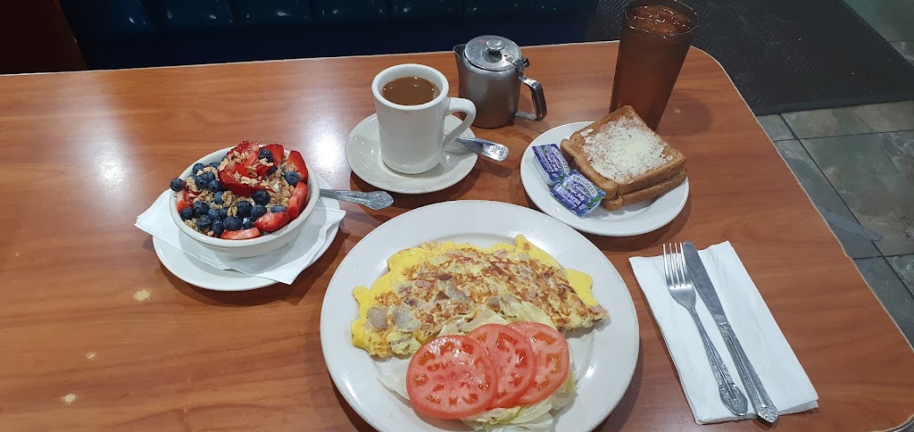 Happy Days Diner | restaurant | 148 Montague St, Brooklyn, NY 11201, USA | 7188758361 OR +1 718-875-8361