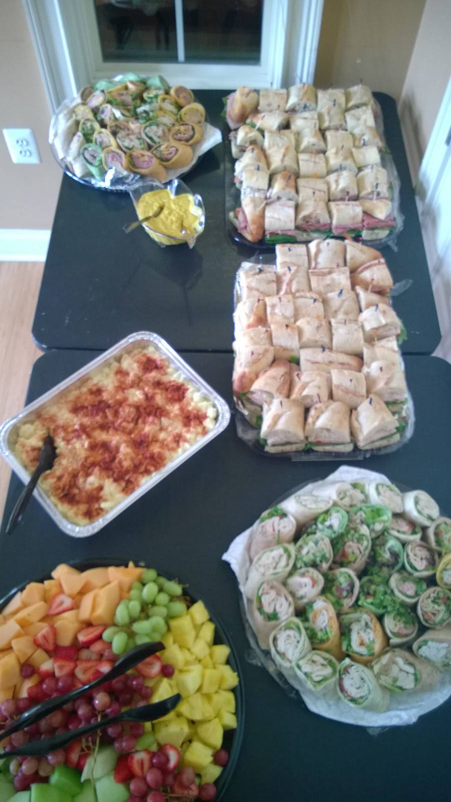 Salazar Catering/Boardroom Cafe | restaurant | 10910 Clarksville Pike, Ellicott City, MD 21042, USA | 4103136764 OR +1 410-313-6764