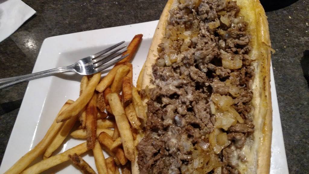 Baumhowers Victory Grille | restaurant | 2353 Bent Creek Rd, Auburn, AL 36830, USA | 3342464180 OR +1 334-246-4180