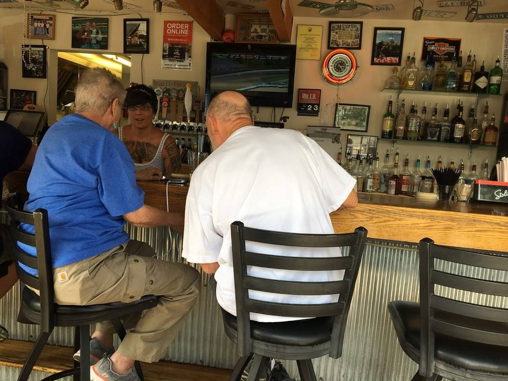 T-Bird Roadhouse | restaurant | 9701 W 44th Ave, Wheat Ridge, CO 80033, USA | 7205109989 OR +1 720-510-9989