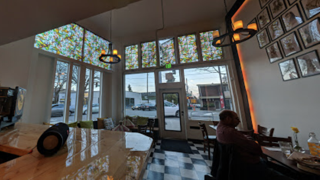 Delish Ethiopian Cuisine | restaurant | 5701 Rainier Ave, South, Seattle, WA 98118, USA | 2067233821 OR +1 206-723-3821