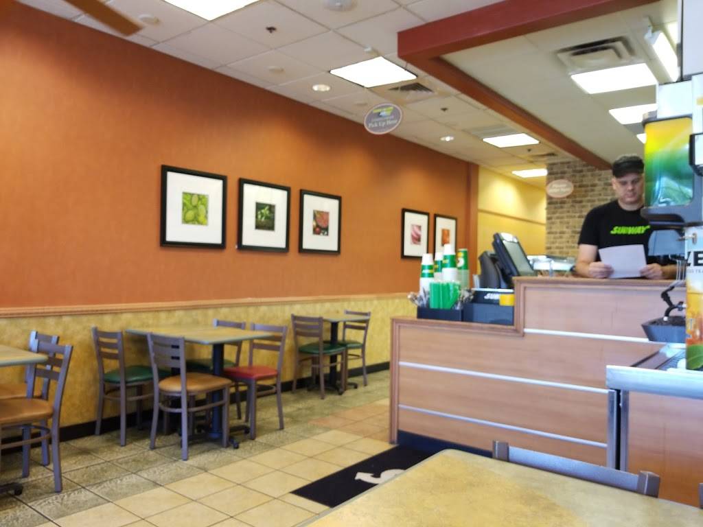 Subway | restaurant | 7070-04 Seminole Pratt Whitney Rd, Loxahatchee, FL 33470, USA | 5617986999 OR +1 561-798-6999